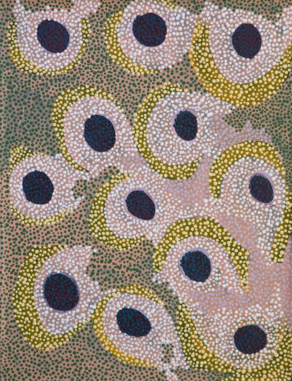 26-70 - Marianne Burton